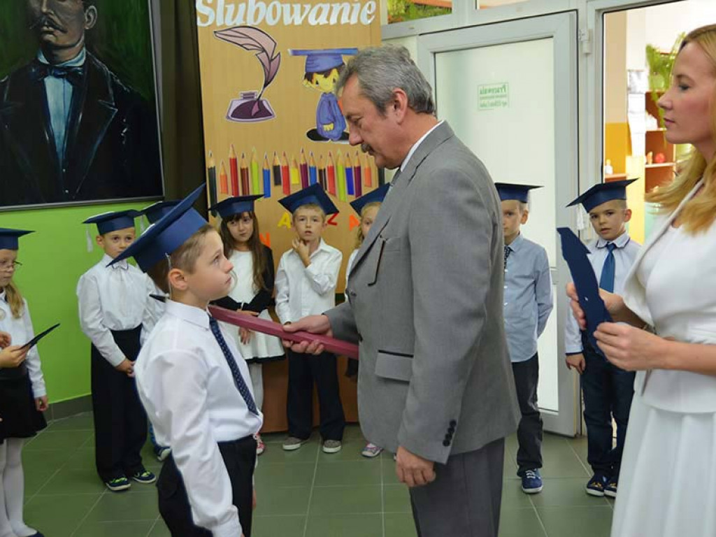 Ślubowanie pierwszoklasistów ze Szkoły Podstawowej w Białej - fotorelacja