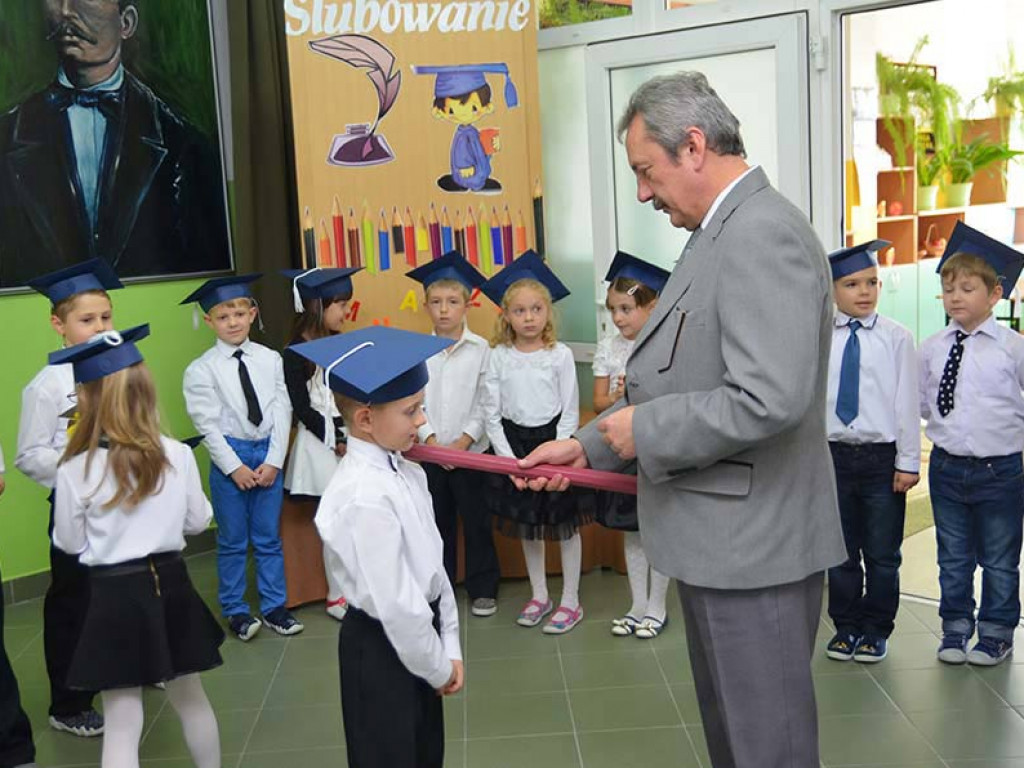 Ślubowanie pierwszoklasistów ze Szkoły Podstawowej w Białej - fotorelacja