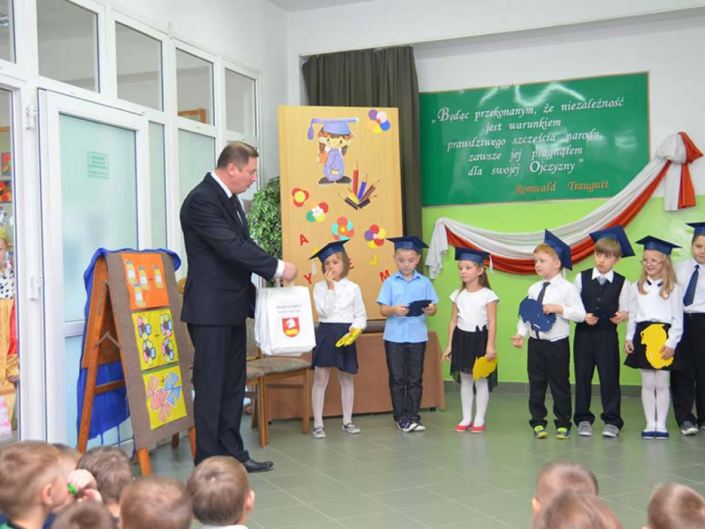 Ślubowanie pierwszoklasistów ze Szkoły Podstawowej w Białej - fotorelacja