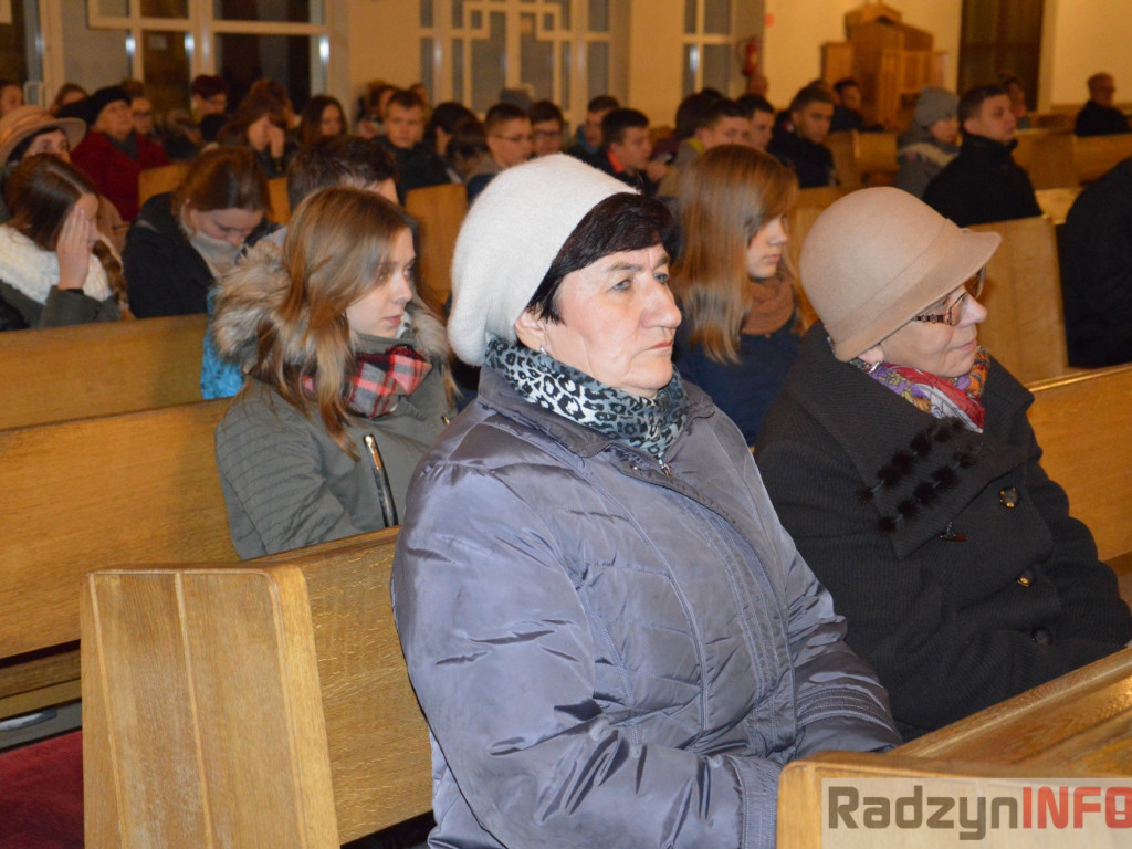 Wieczór dumy narodowej - zanurzyć się w tym, co polskie