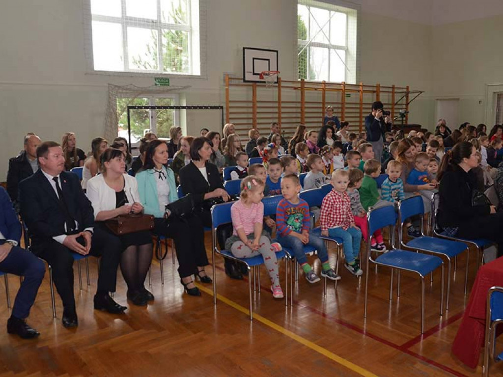 Fotorelacja z IV miejsko-gminnego konkursu pieśni patriotycznej