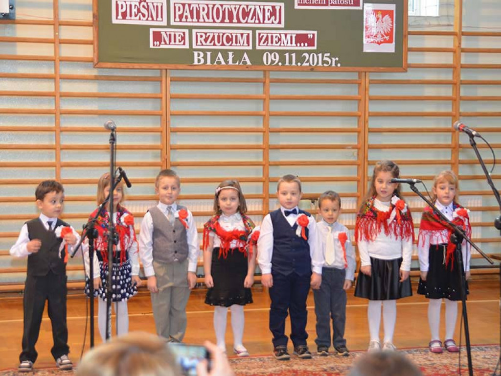 Fotorelacja z IV miejsko-gminnego konkursu pieśni patriotycznej
