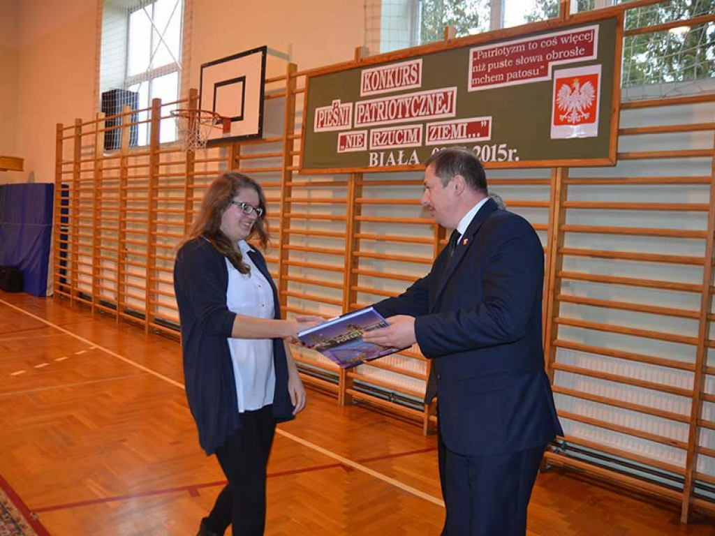 Fotorelacja z IV miejsko-gminnego konkursu pieśni patriotycznej