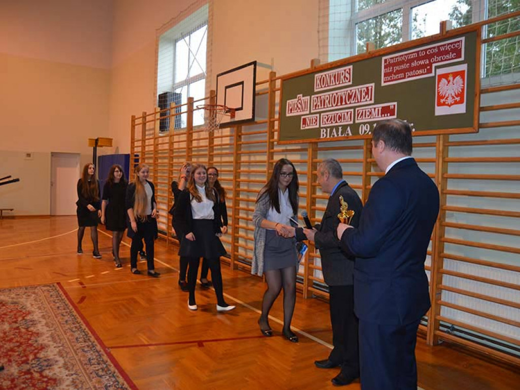 Fotorelacja z IV miejsko-gminnego konkursu pieśni patriotycznej