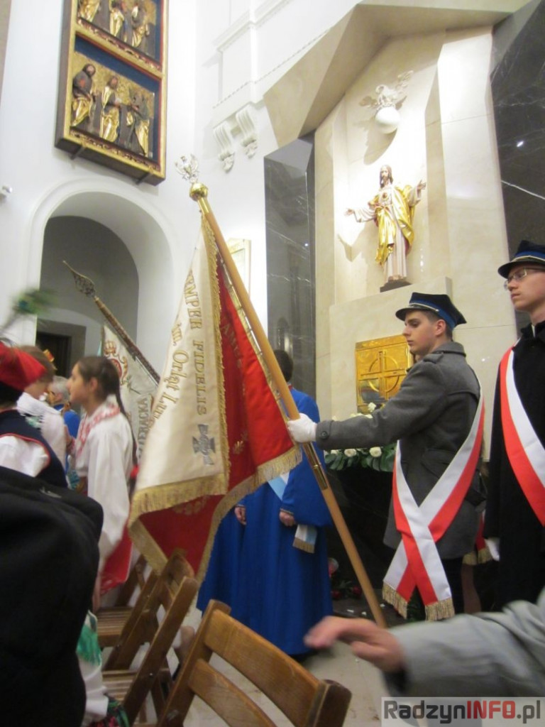 Msza św. w intencji Orląt Lwowskich w Katedrze Polowej Wojska Polskiego w Warszawie z udziałem Gimnazjum nr 1