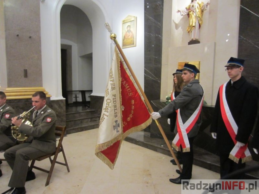 Msza św. w intencji Orląt Lwowskich w Katedrze Polowej Wojska Polskiego w Warszawie z udziałem Gimnazjum nr 1