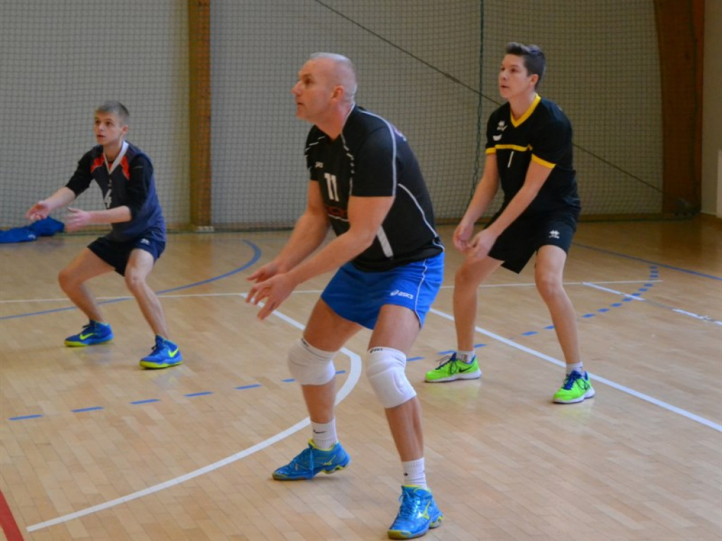 Amatorska liga siatkówki MOSiR: KS Volley z dwiema porażkami na koncie