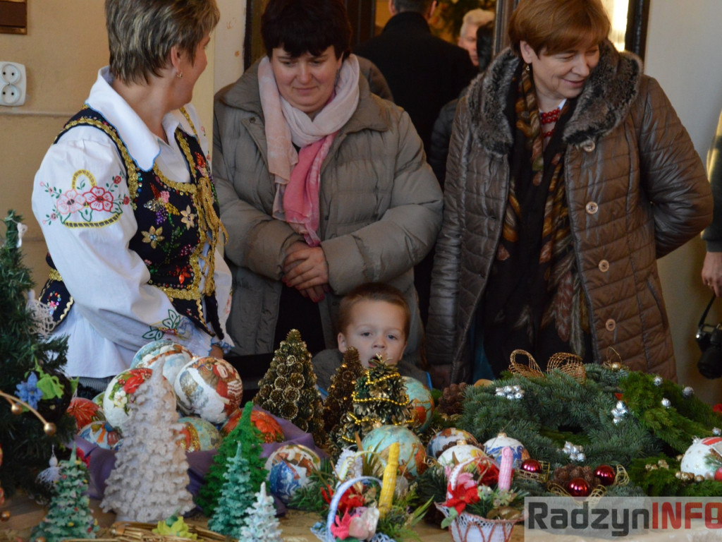 Święta w pałacu Potockich, czyli Kiermasz Mikołajkowy - Fotorelacja