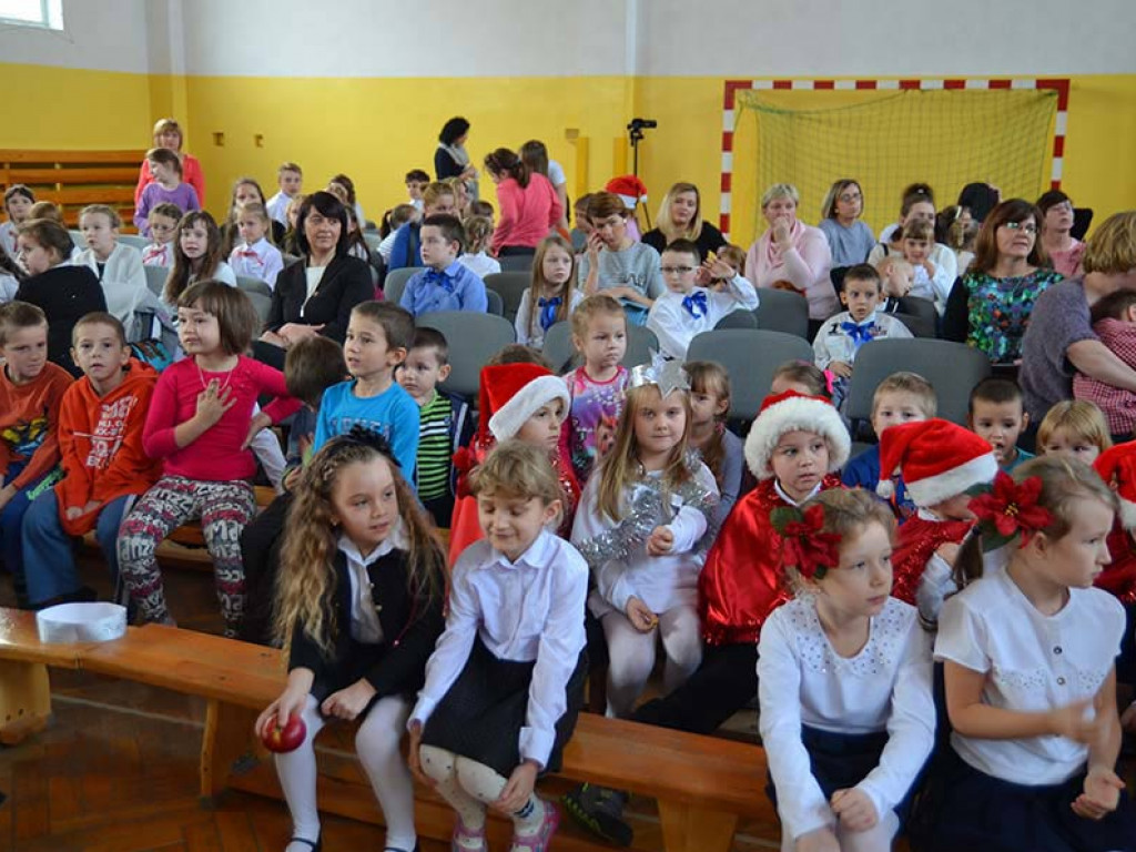 Fotorelacja z gminnego konkursu kolęd i pastorałek