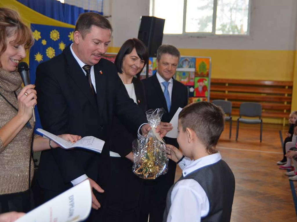 Fotorelacja z gminnego konkursu kolęd i pastorałek