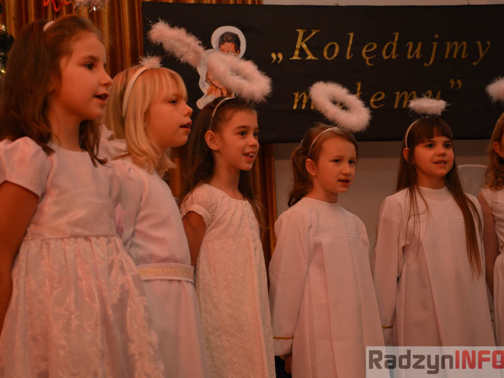 Kolędowanie w Państwowej Szkole Muzycznej w Radzyniu Podlaskim