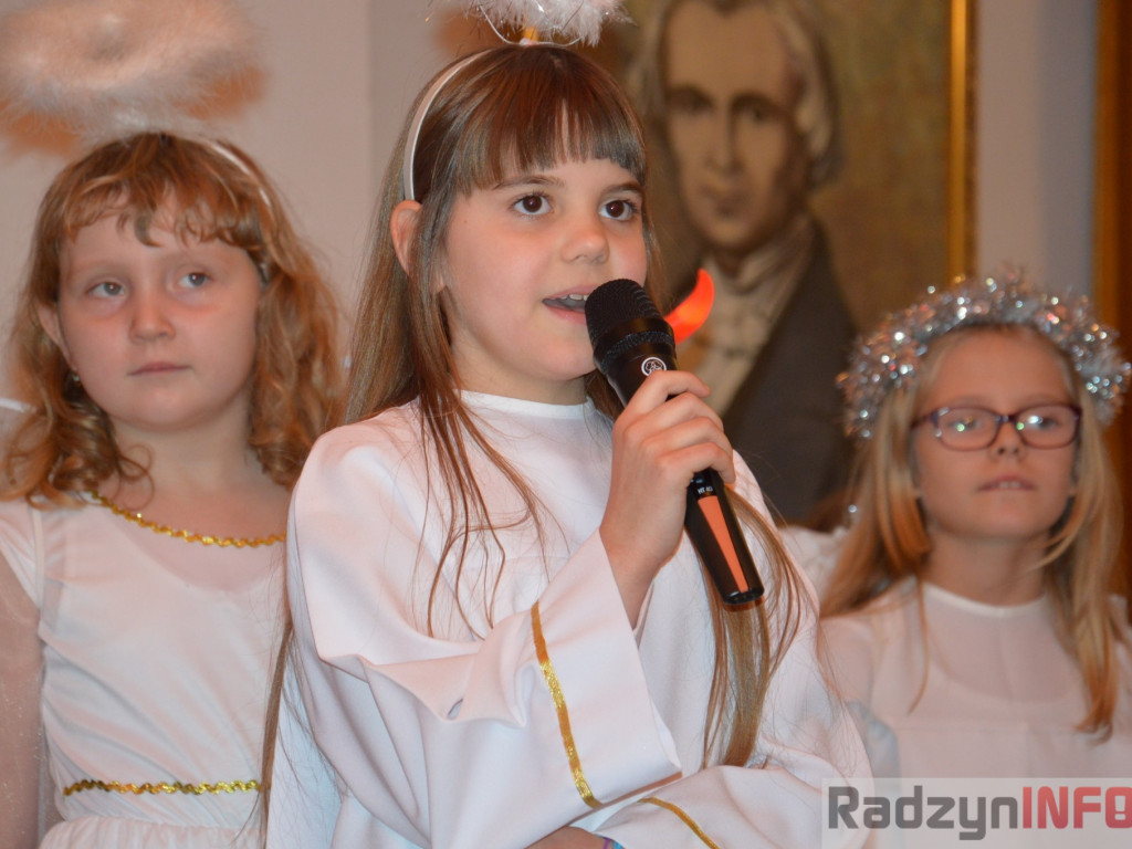 Kolędowanie w Państwowej Szkole Muzycznej w Radzyniu Podlaskim