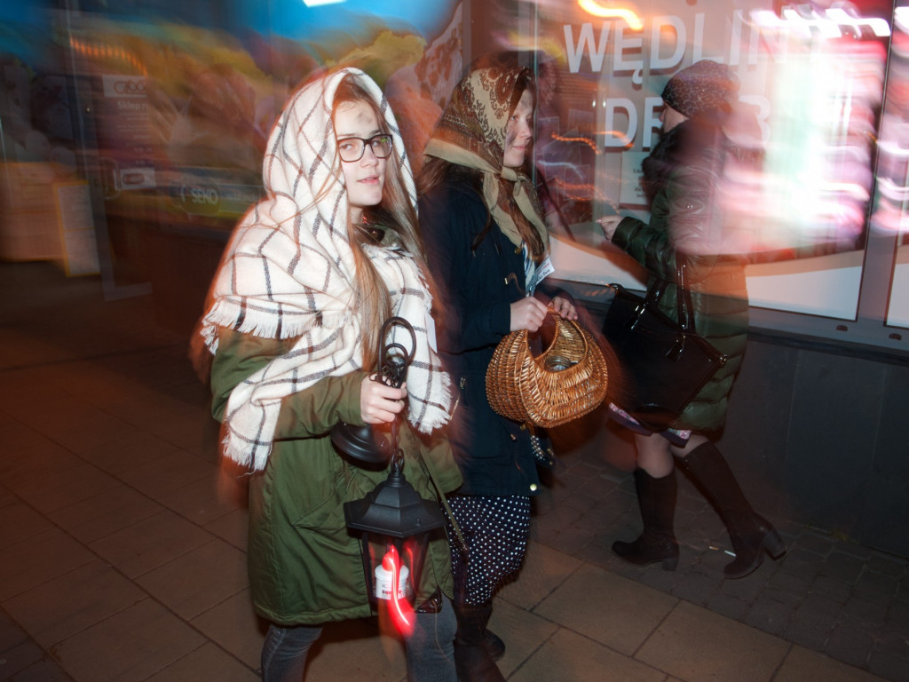 Dziewczynki z zapałkami na ulicach Radzynia