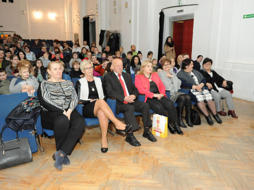 Jubileusz teatru Hokus-Pokus przy SOSW