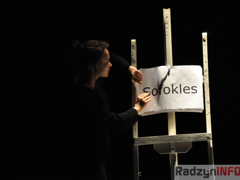 Przedświąteczny wieczór z teatrem 