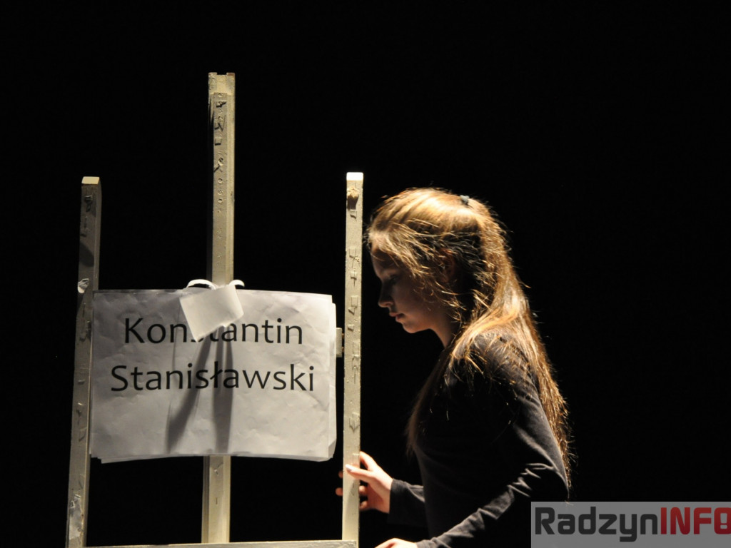 Przedświąteczny wieczór z teatrem 