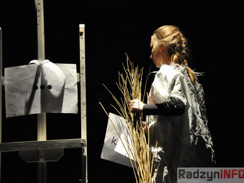 Przedświąteczny wieczór z teatrem 