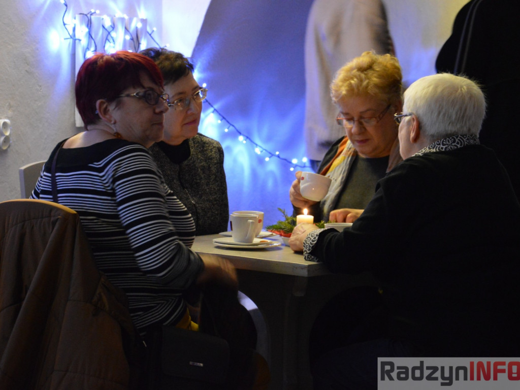 Przedświąteczny wieczór z teatrem 