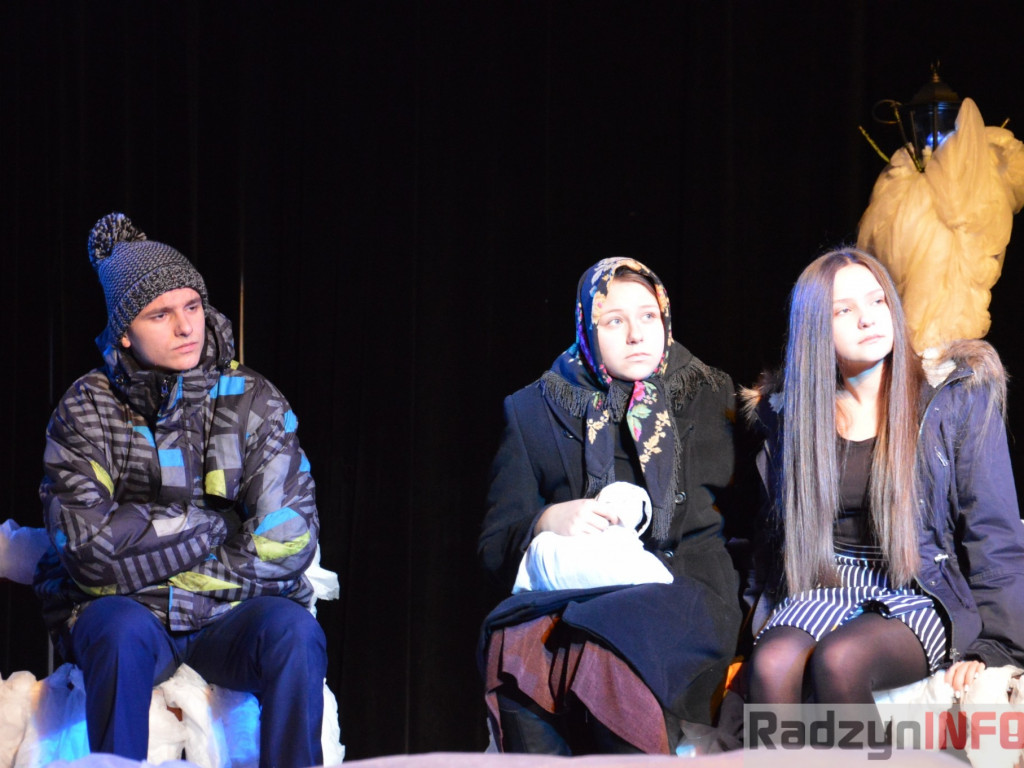 Przedświąteczny wieczór z teatrem 