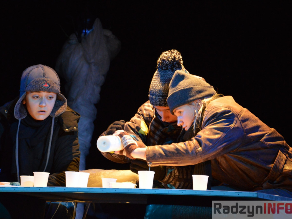 Przedświąteczny wieczór z teatrem 