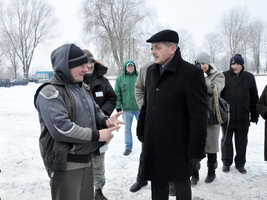 Ruszył handel na targowisku żywych zwierząt
