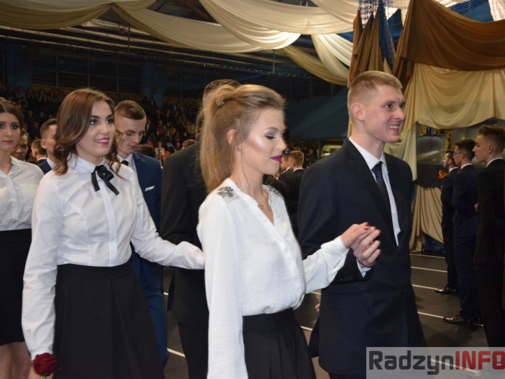 Poloneza czas zacząć, czyli Studniówka w ZSP