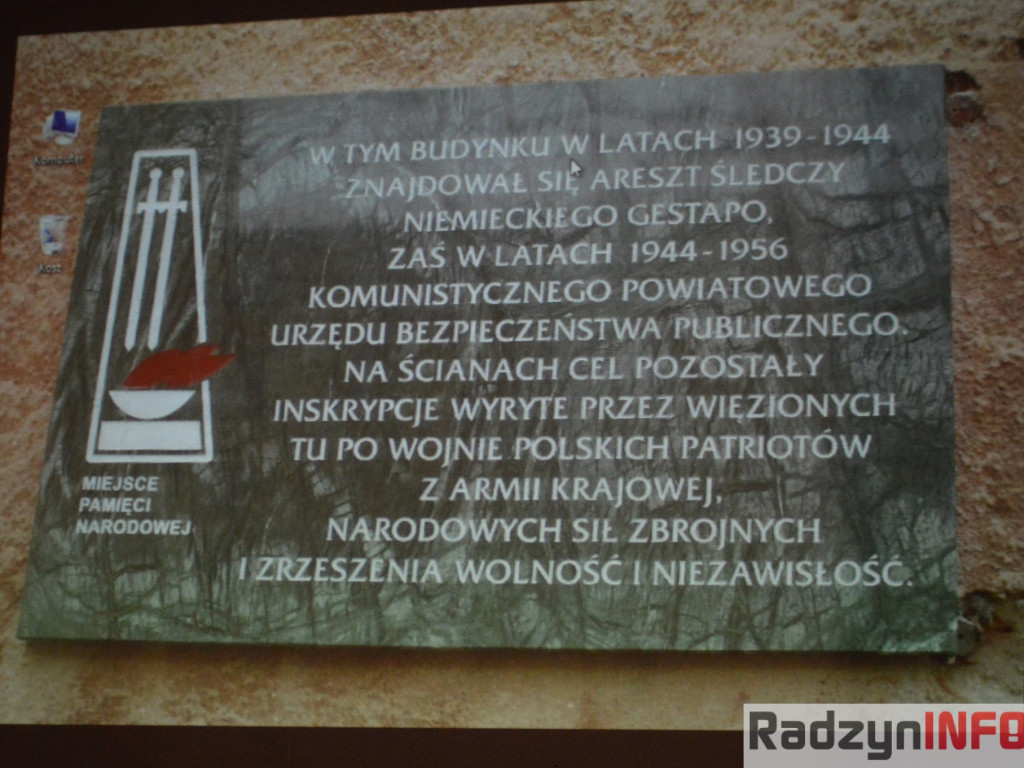 Wigilia Dnia Żołnierzy Wyklętych, czyli pokaz diaporamy i odsłonięcie nowej tablicy