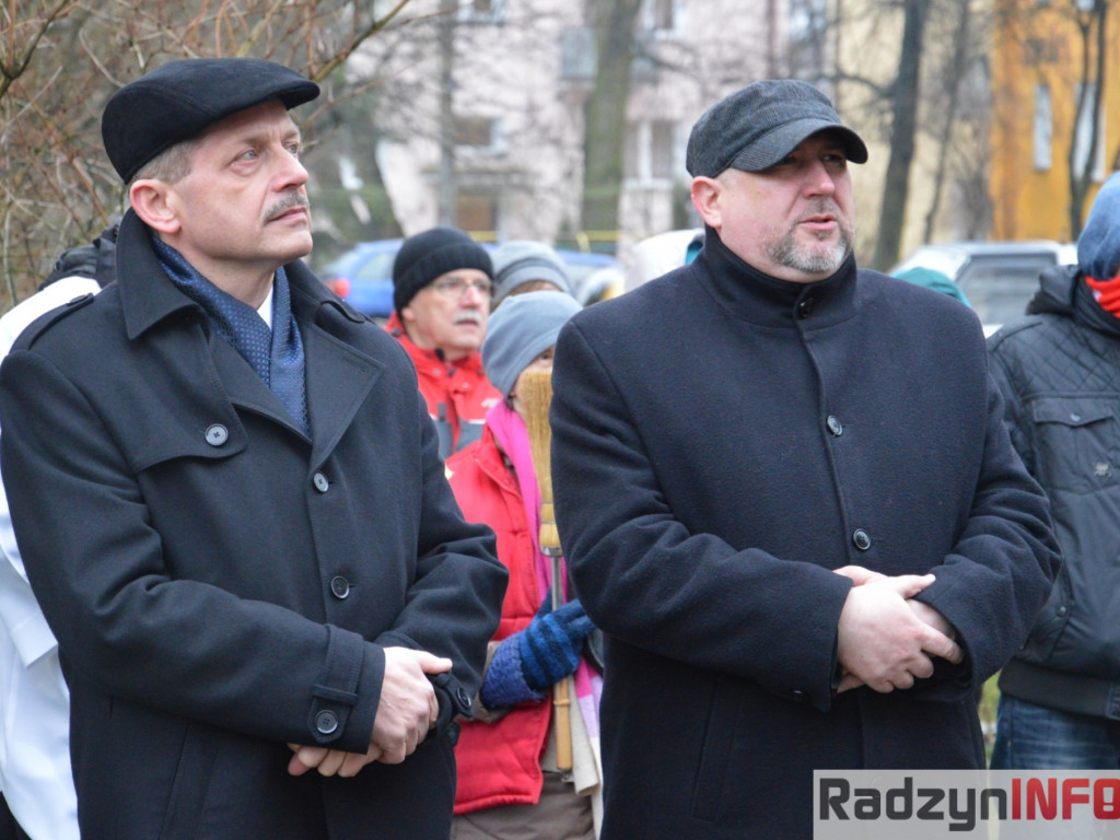 Wigilia Dnia Żołnierzy Wyklętych, czyli pokaz diaporamy i odsłonięcie nowej tablicy