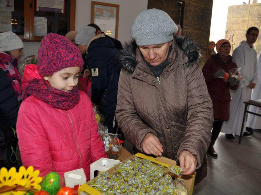 Wspomagają budowę przedszkola w Czadzie