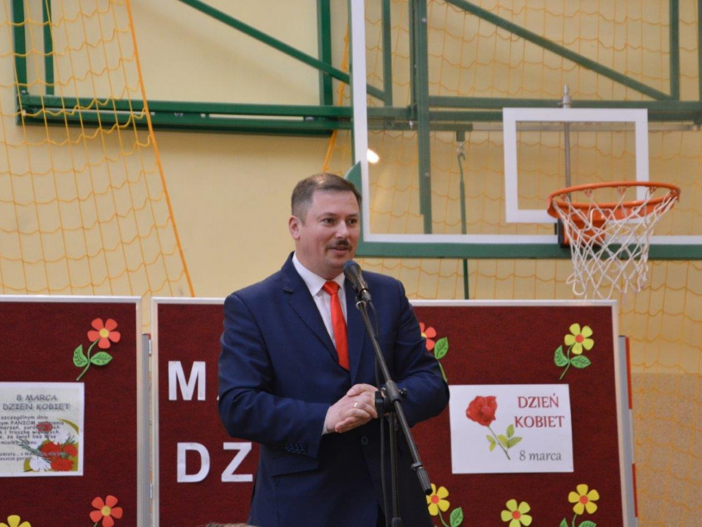 Być kobietą, czyli fotorelacja z Gminnego Dnia Kobiet