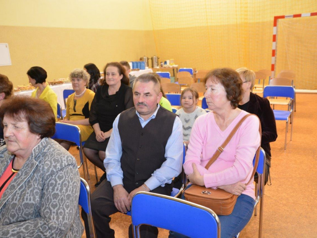 Być kobietą, czyli fotorelacja z Gminnego Dnia Kobiet