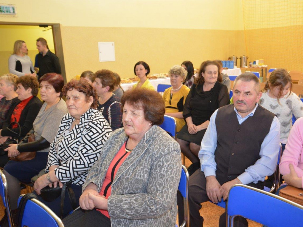 Być kobietą, czyli fotorelacja z Gminnego Dnia Kobiet