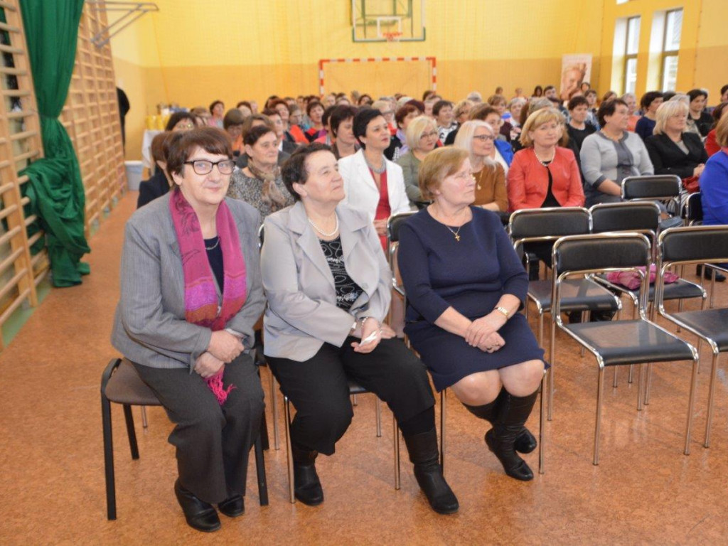 Być kobietą, czyli fotorelacja z Gminnego Dnia Kobiet