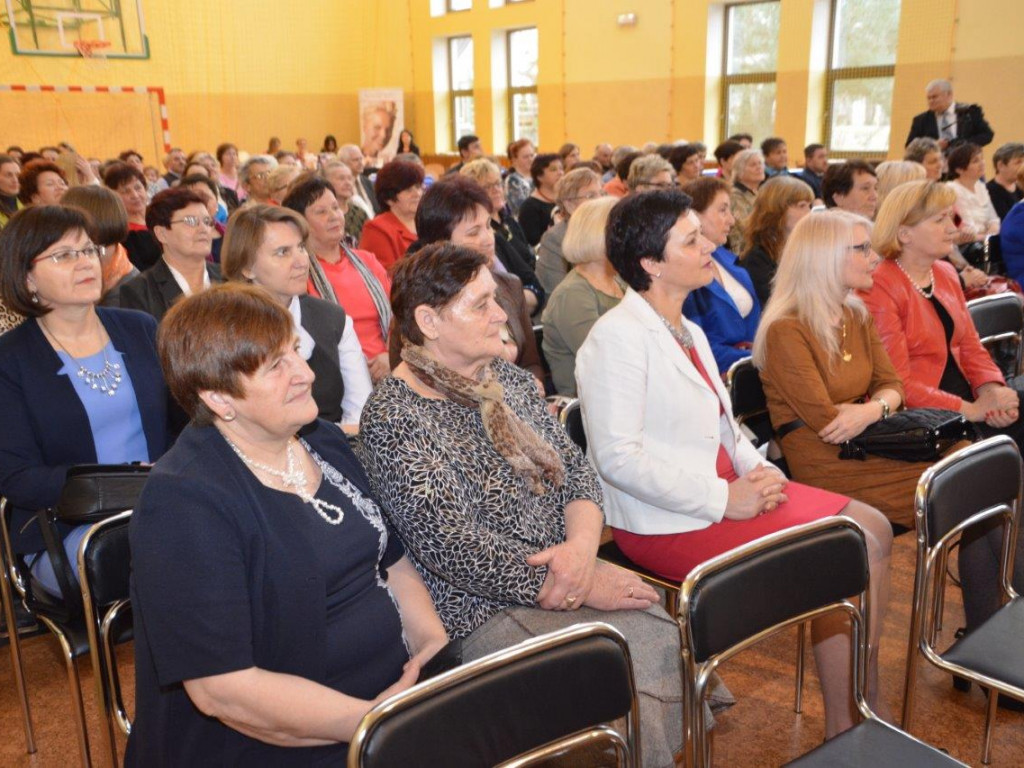 Być kobietą, czyli fotorelacja z Gminnego Dnia Kobiet