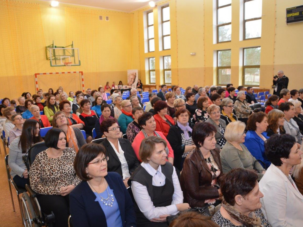 Być kobietą, czyli fotorelacja z Gminnego Dnia Kobiet