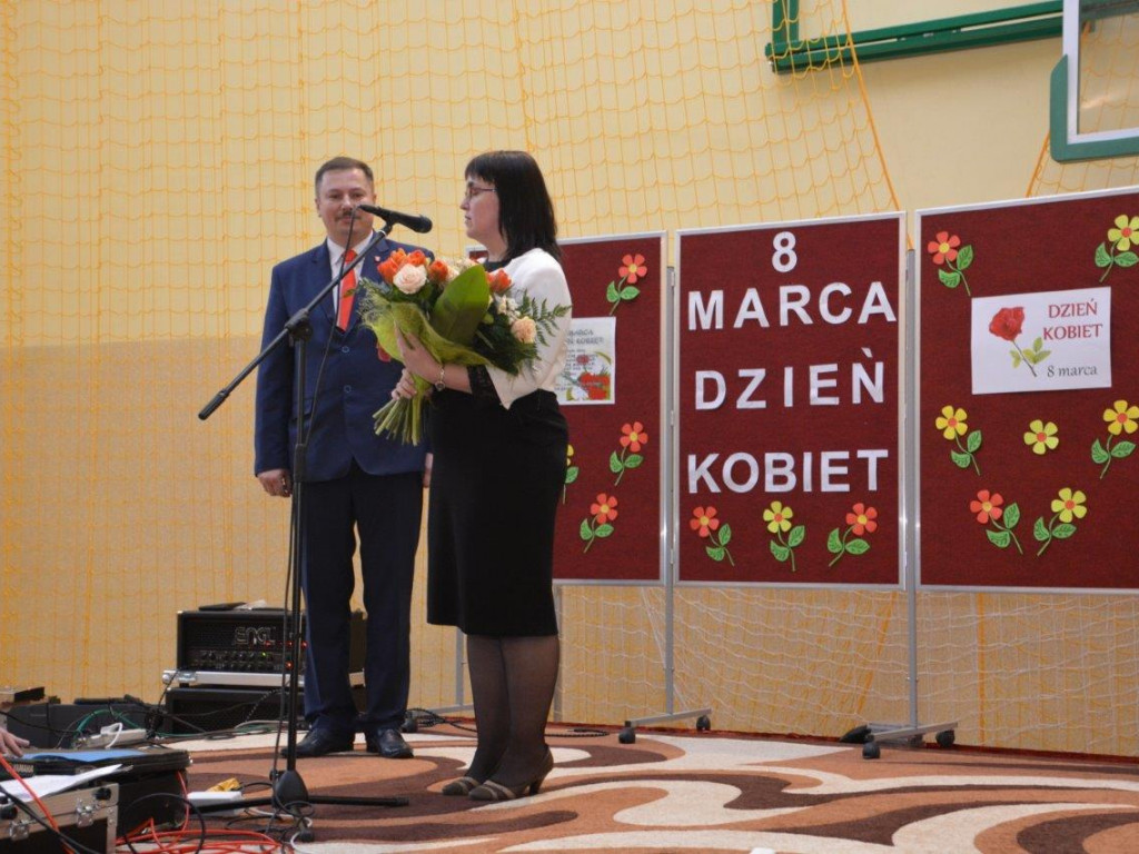 Być kobietą, czyli fotorelacja z Gminnego Dnia Kobiet