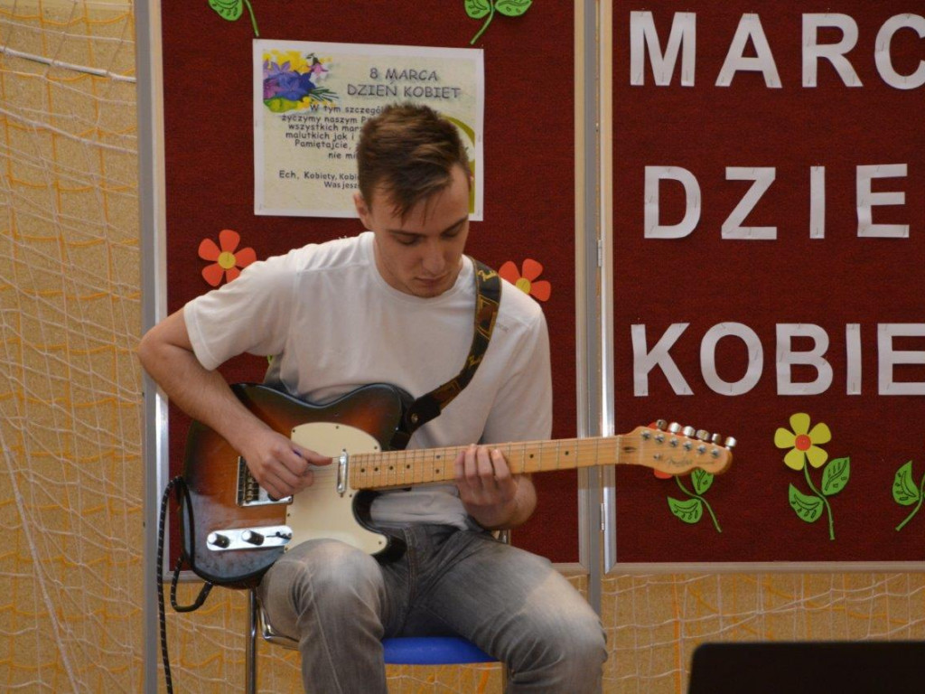 Być kobietą, czyli fotorelacja z Gminnego Dnia Kobiet