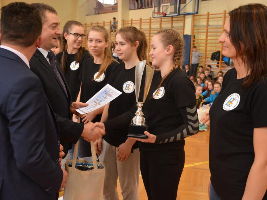Turniej Piłki Ręcznej w Ulanie-Majoracie