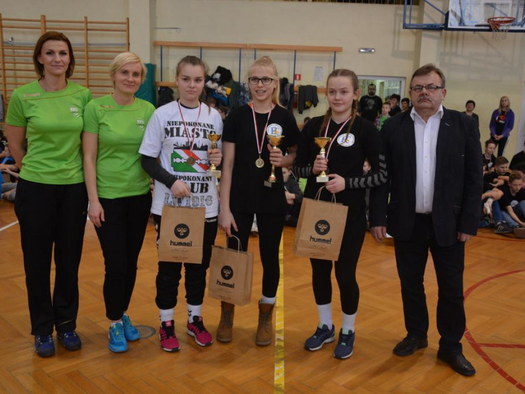Turniej Piłki Ręcznej w Ulanie-Majoracie