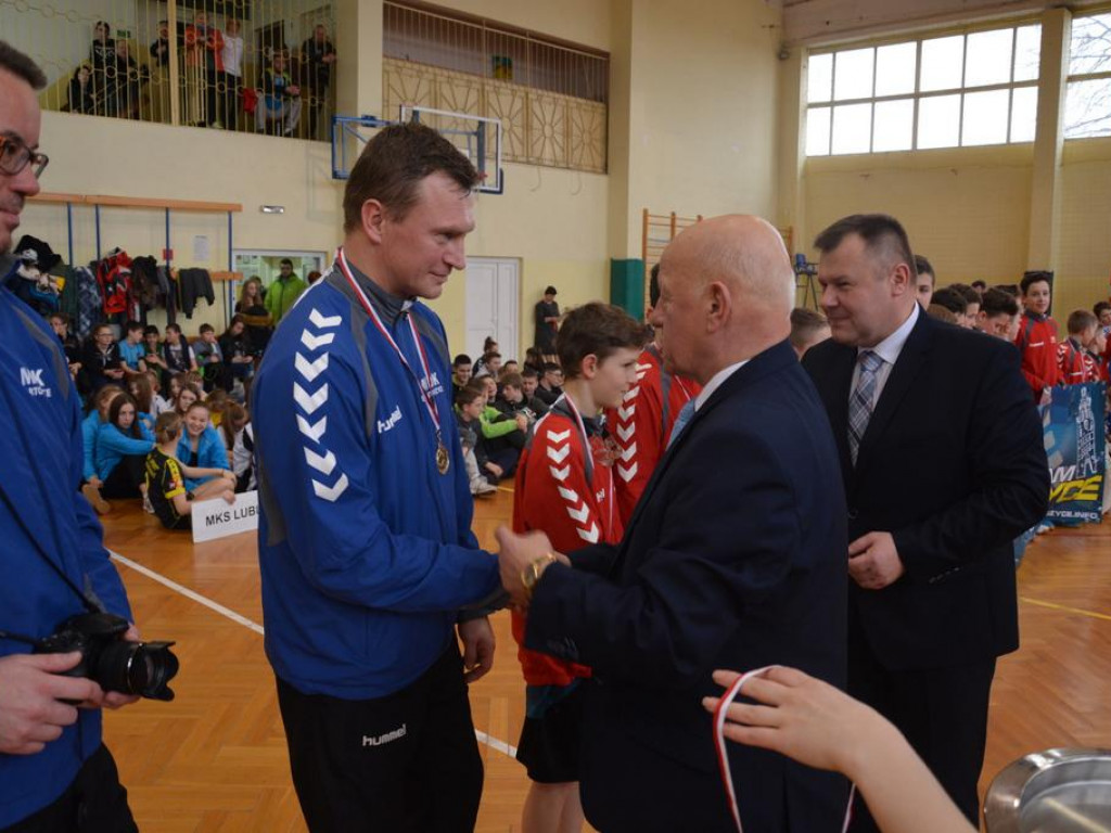 Turniej Piłki Ręcznej w Ulanie-Majoracie