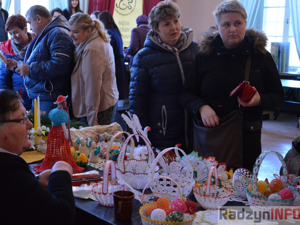 Kiermasz Wiosenny w pałacu Potockich