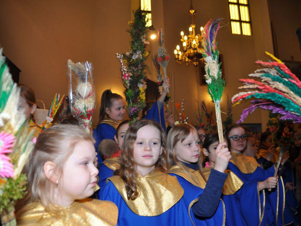 Niedziela Palmowa i Droga Krzyżowa
