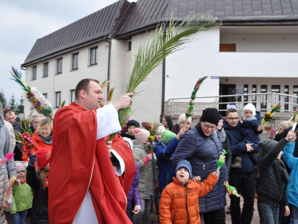 Niedziela Palmowa i Droga Krzyżowa