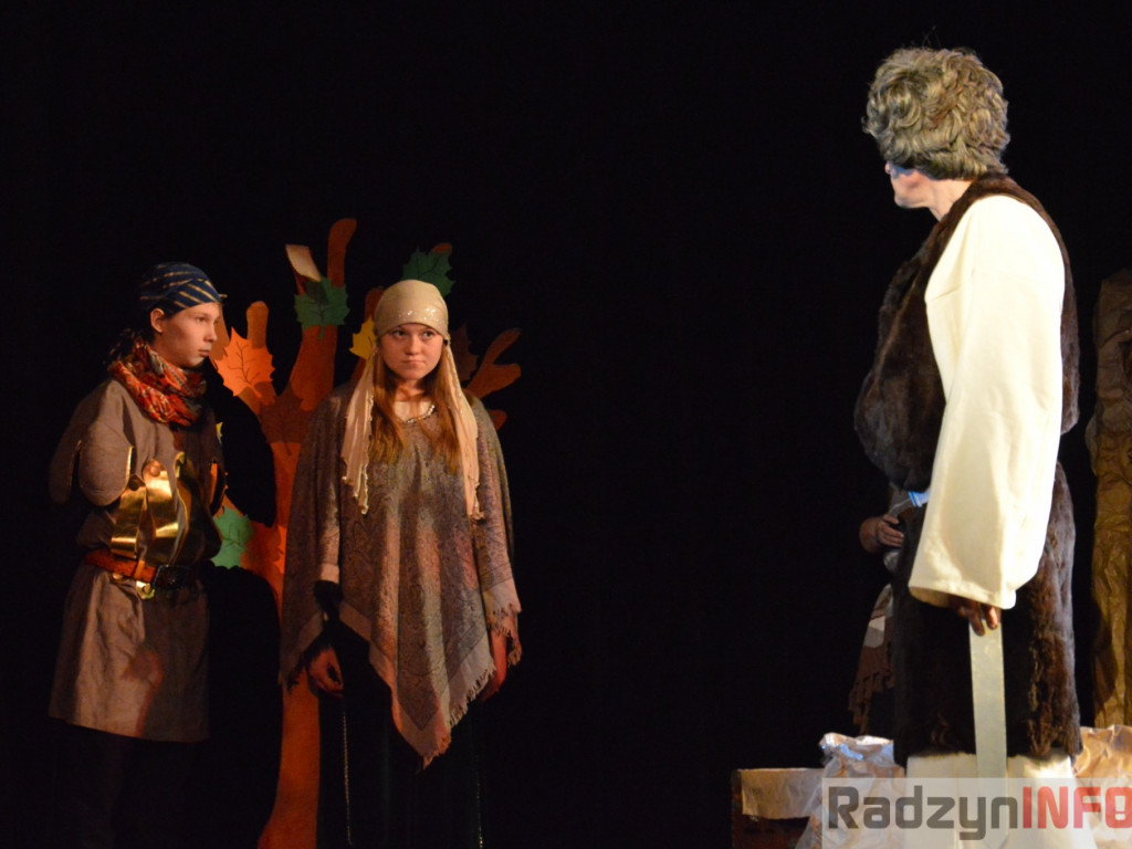 Misterium Wielkanocne w wykonaniu teatru Hokus-Pokus