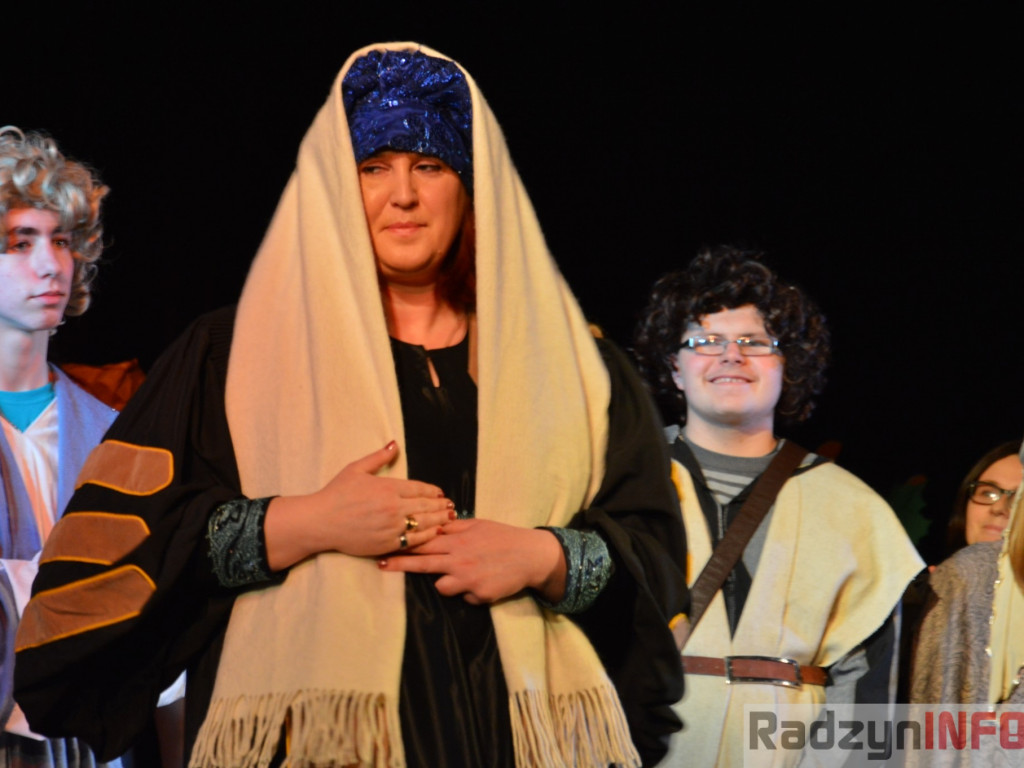Misterium Wielkanocne w wykonaniu teatru Hokus-Pokus