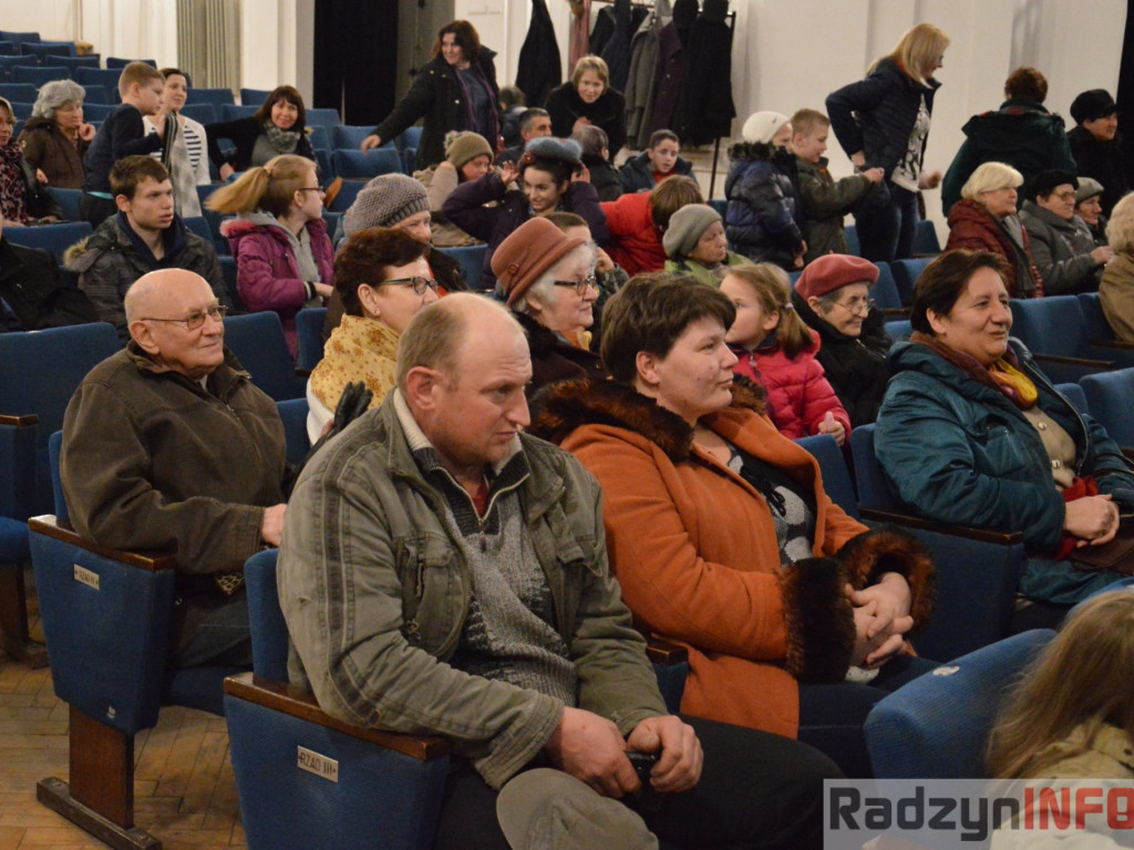 Misterium Wielkanocne w wykonaniu teatru Hokus-Pokus