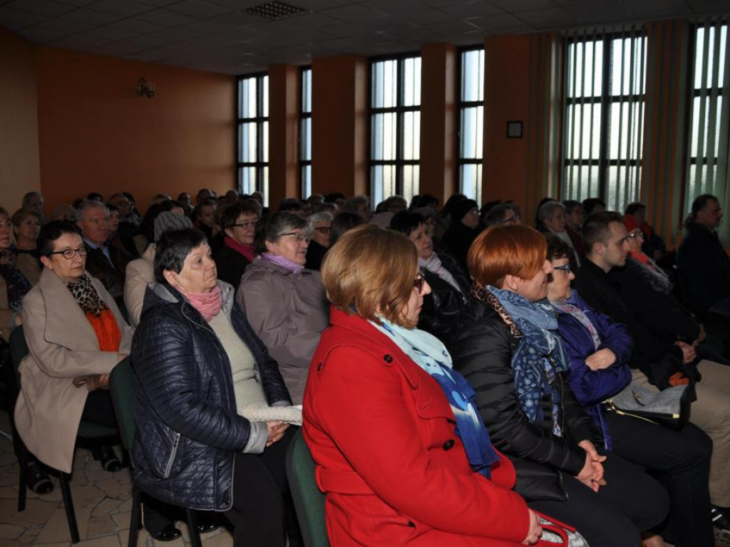 Krąg Biblijny w sanktuarium MBNP