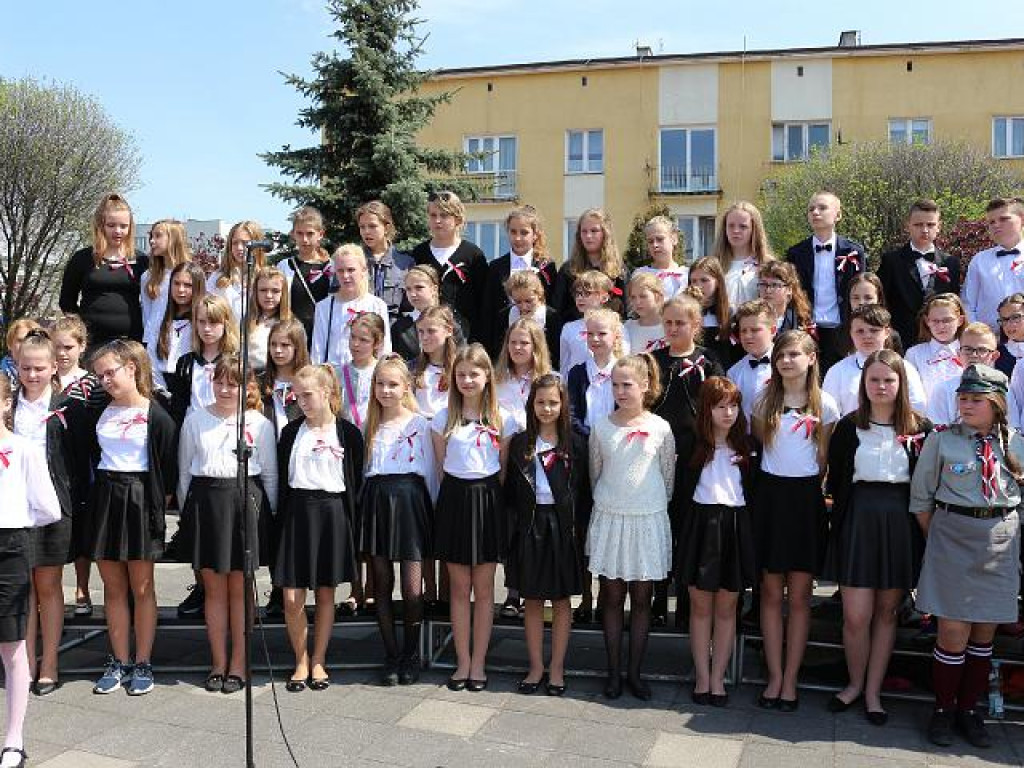 Okolicznościowy program artystyczny uczniów SP2