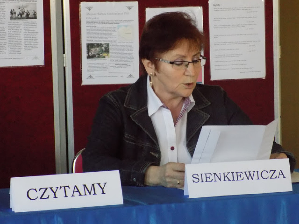 W Szkole Podstawowej w  Zakrzewie czytali Sienkiewicza