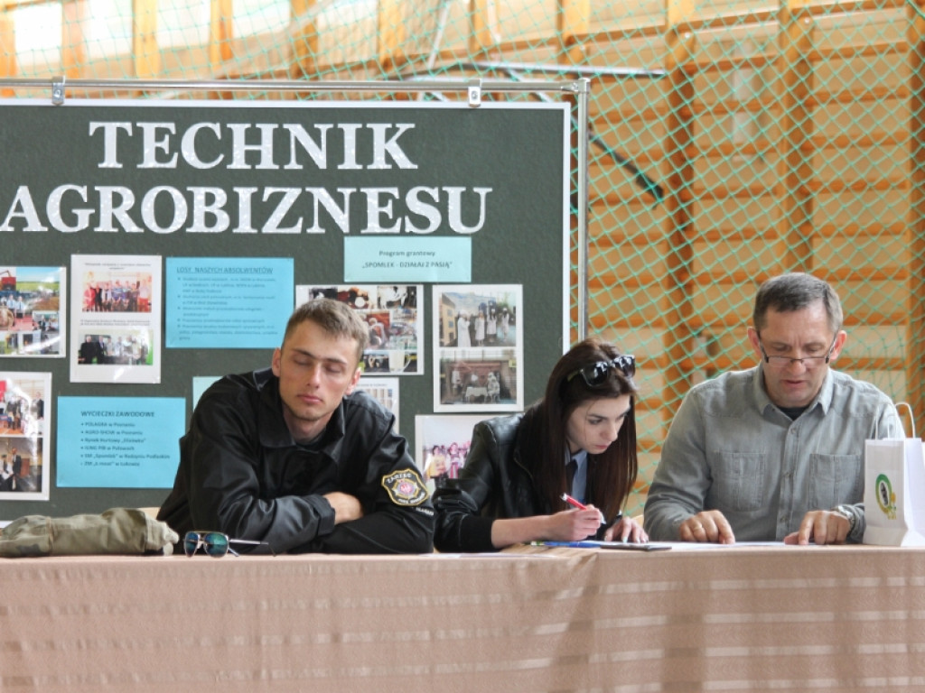 W obiektywie: dzień otwarty w Zespole Szkół Rolniczych w Woli Osowińskiej